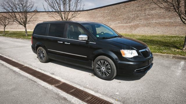 LANCIA Voyager