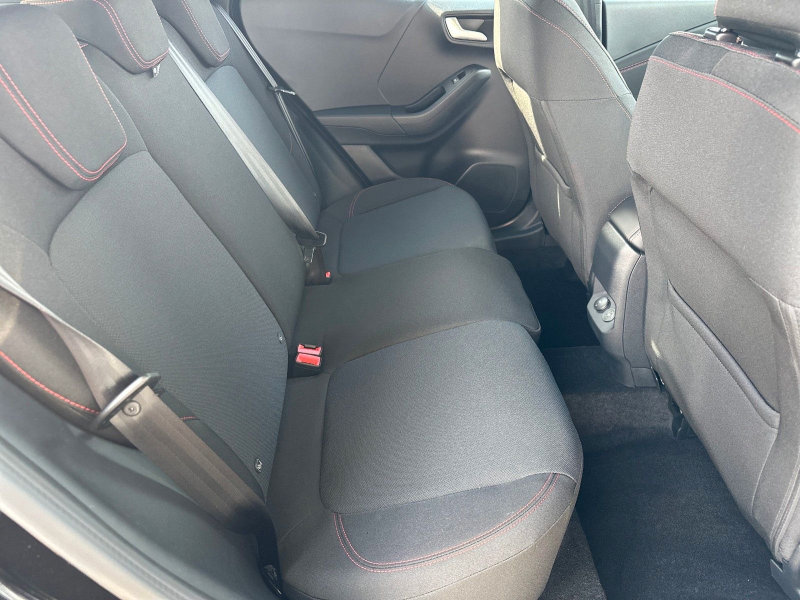 Fahrzeugabbildung Ford Puma ST-Line mild hybrid 360°KAMERA, WINTERPAKET