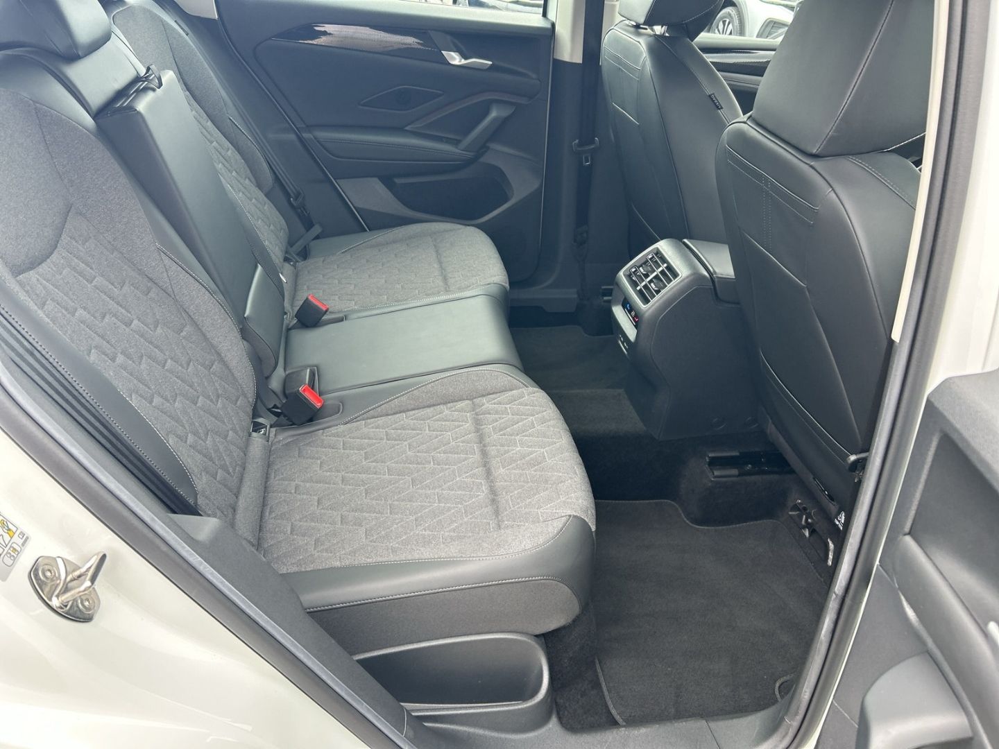 Volkswagen Tiguan - Bild 8