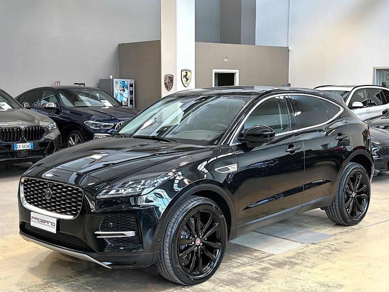JAGUAR E-Pace