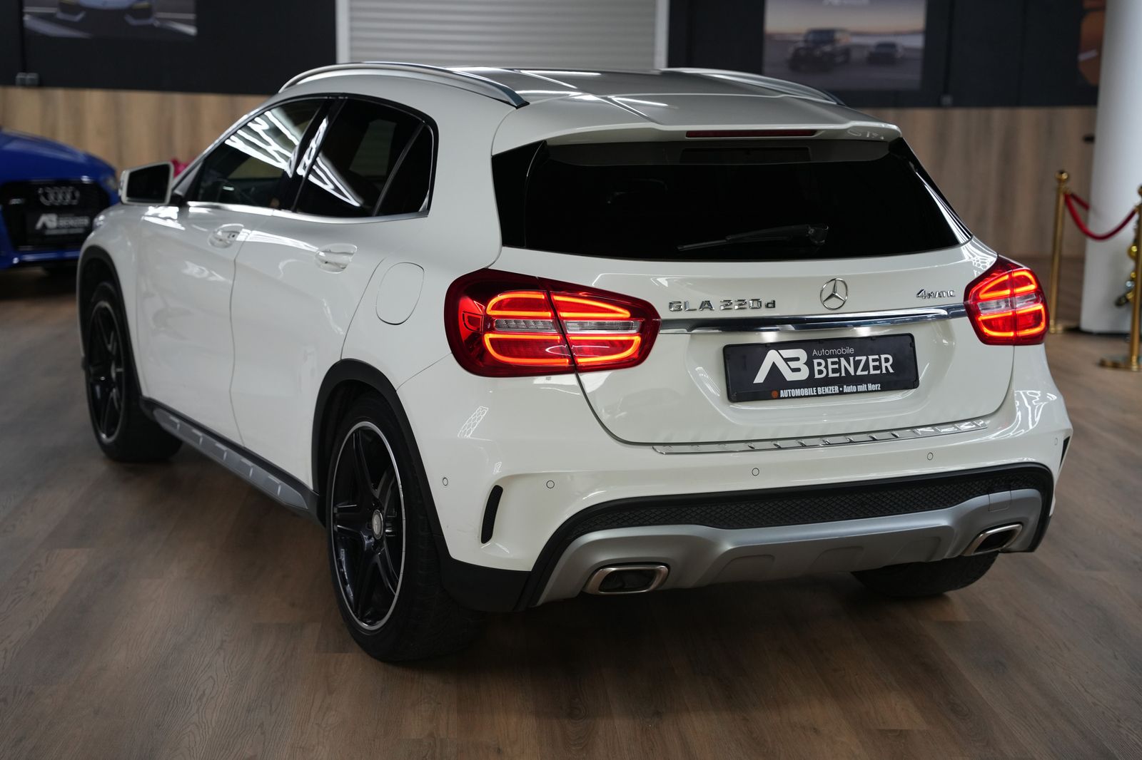 Fahrzeugabbildung Mercedes-Benz GLA 220 CDI 4Matic *AMG*SHZ*Navigation*