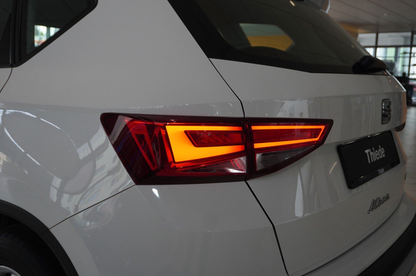 Fahrzeugabbildung SEAT Ateca 2.0 TDI 4DRIVE STYLE NAVI/LED/SH/SPORT/AHK