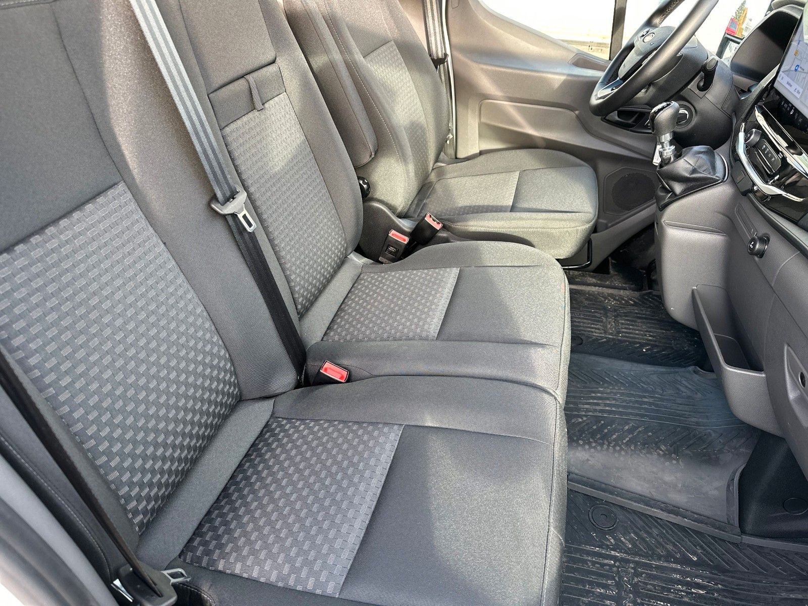 Fahrzeugabbildung Ford Transit Kasten 350 L4 Trend, TECHNOLOGIE-PAKET