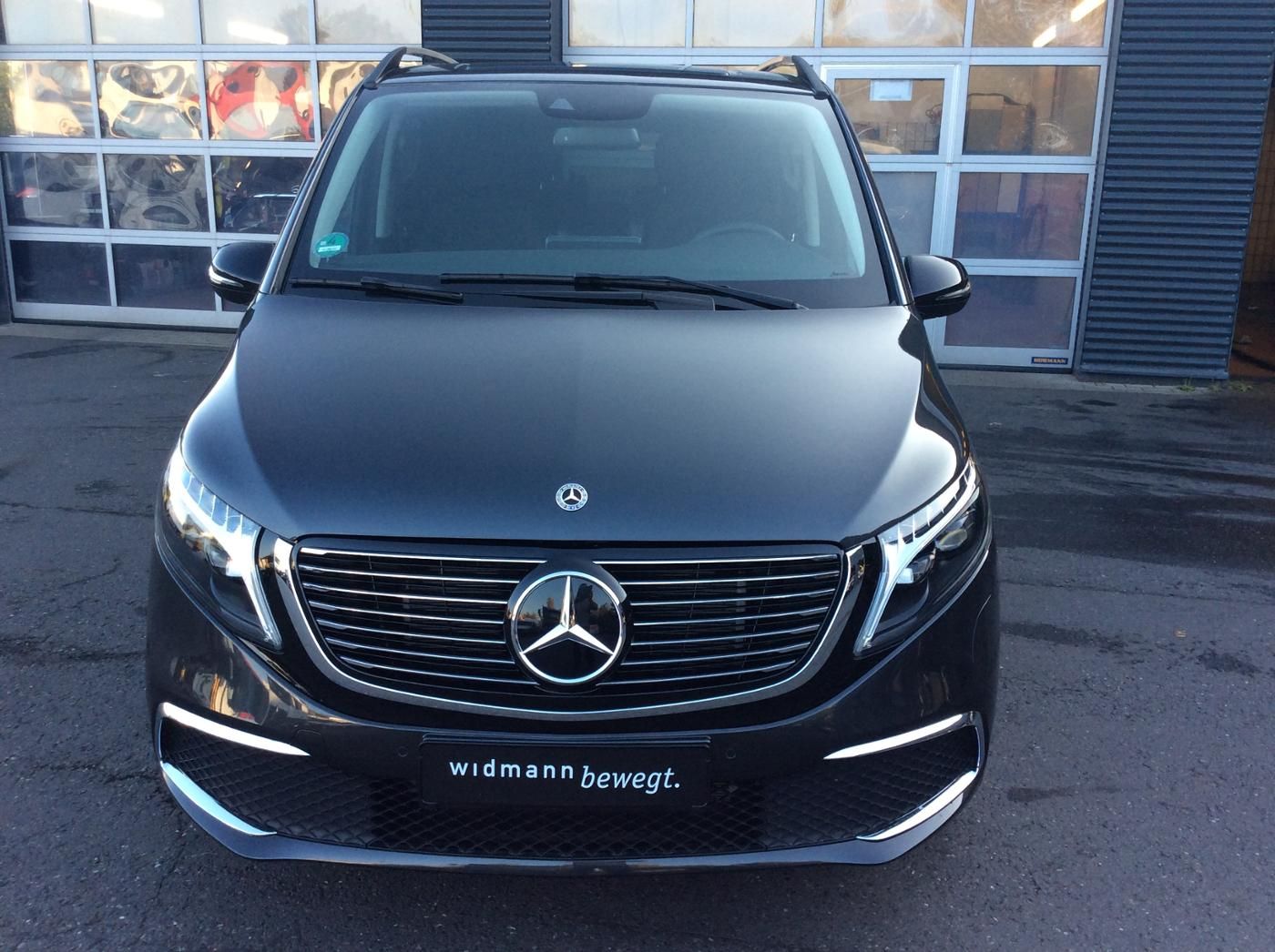 MERCEDES-BENZ EQV 300 L 3xKlima ACC AUT DynLicht Facelift Kam.