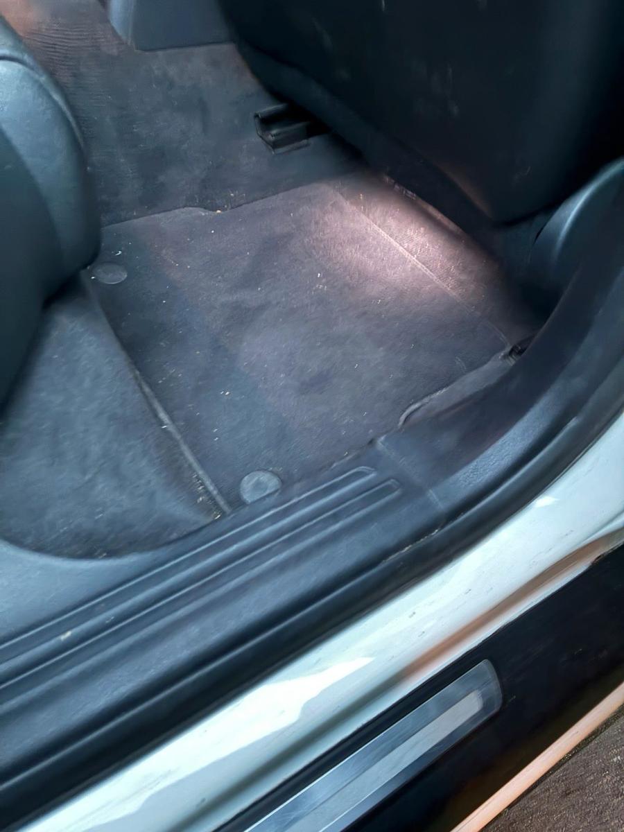 Audi Quattro 2011 — photo 5
