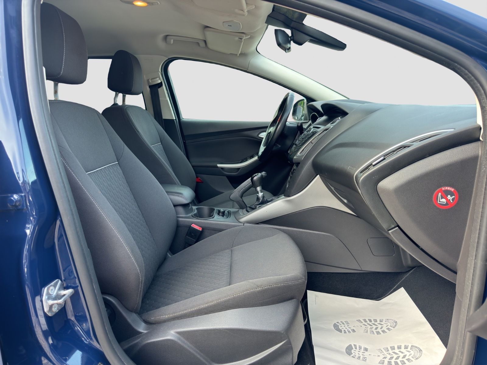 Fahrzeugabbildung Ford Focus Turnier Sync Edition/Klima./PDC/Navi