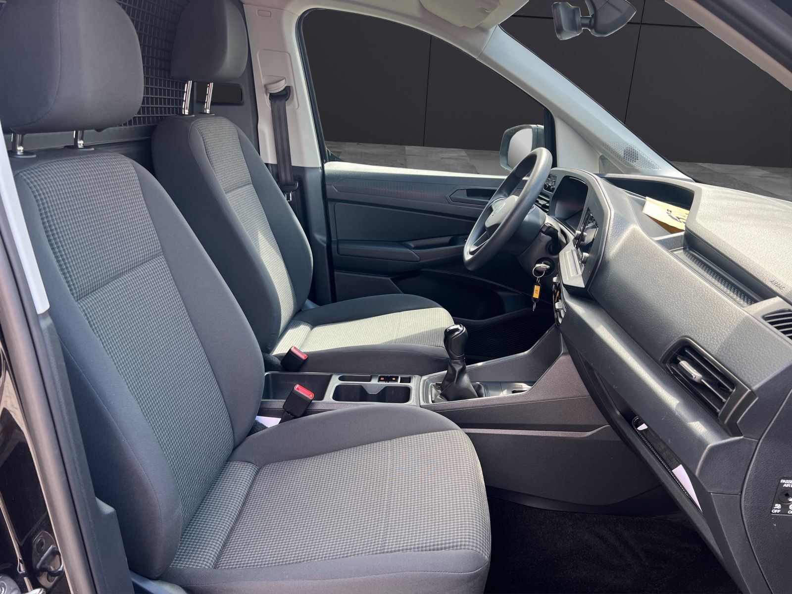Fahrzeugabbildung Volkswagen Caddy TSI Kasten EcoProfi Klima DAB PDC