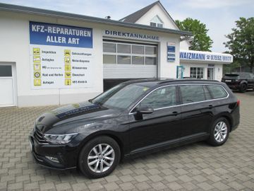 Volkswagen Passat Variant - 1