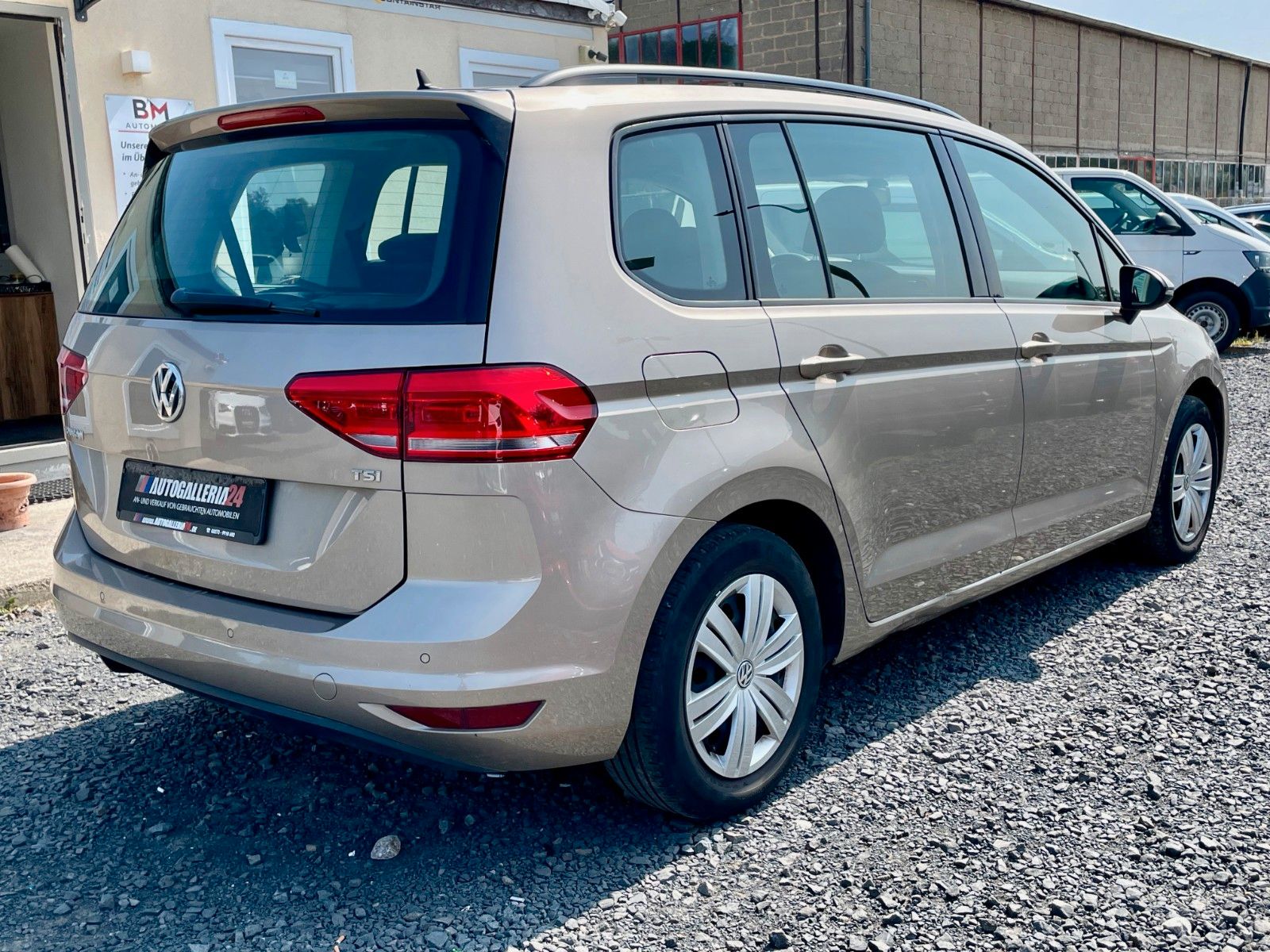 Fahrzeugabbildung Volkswagen Touran 1.2 TSI Trendline 7-SITZER Klima Scheckhe