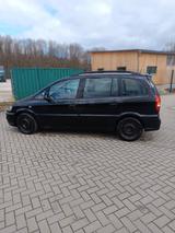 Opel Zafira Tüv Juli 27 - Opel Zafira aus 2004 mit Diesel-Antrieb