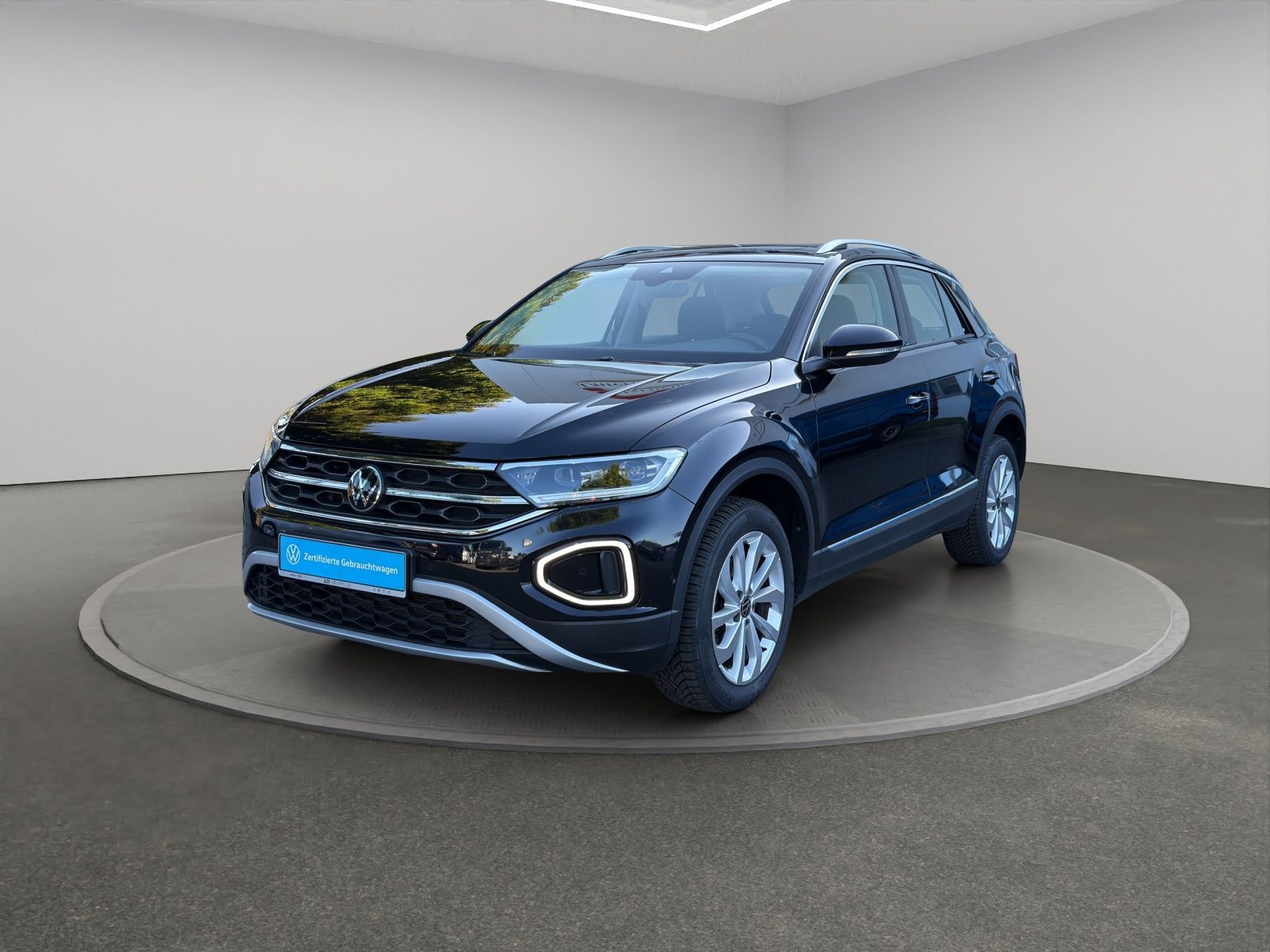 Volkswagen T-Roc 1.0 TSI Style ACC LED PANO CARPLAY SITZHZG foto 2