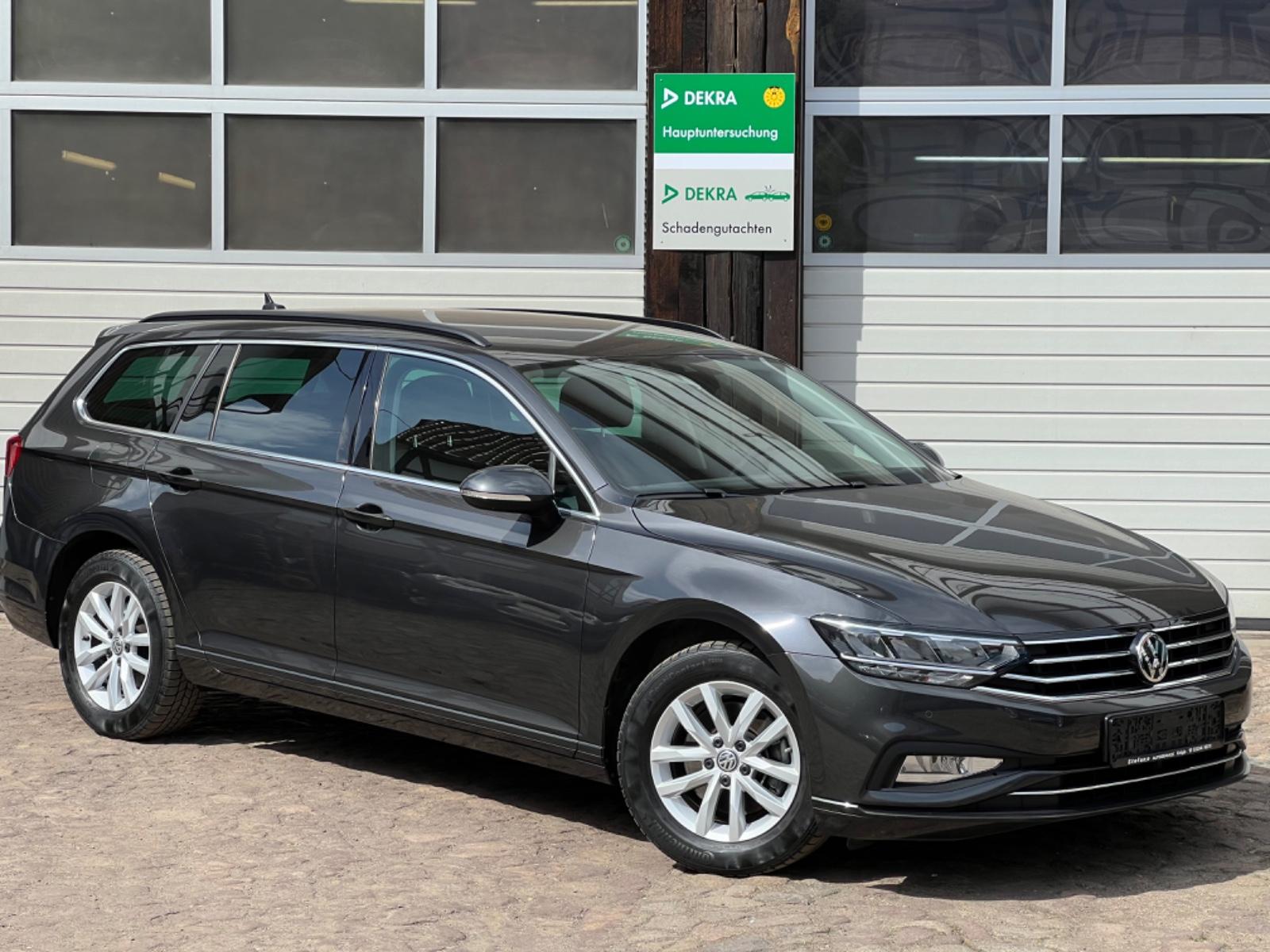 Volkswagen Passat Variant Business DSG AHK