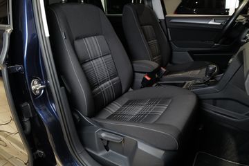Volkswagen Golf Sportsvan - 7