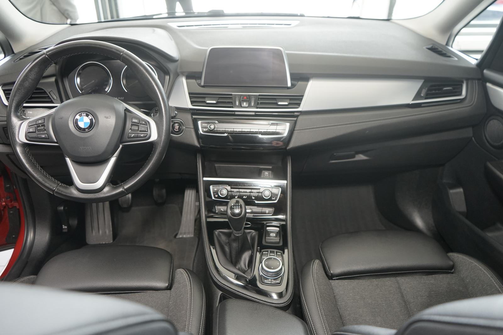 BMW 216 d Sport Line+NAVI+KAMERA+TEMPOMAT+SITZHEIZUNG, миниатюра 8