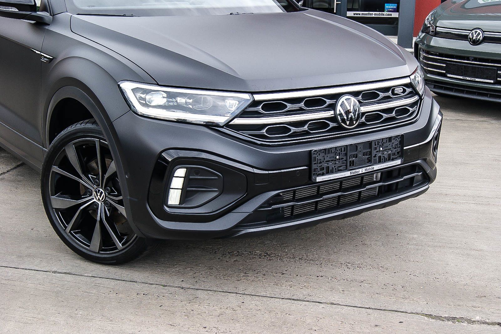 Fahrzeugabbildung Volkswagen T-Roc Cabriolet R-Line Edition Black limited 999