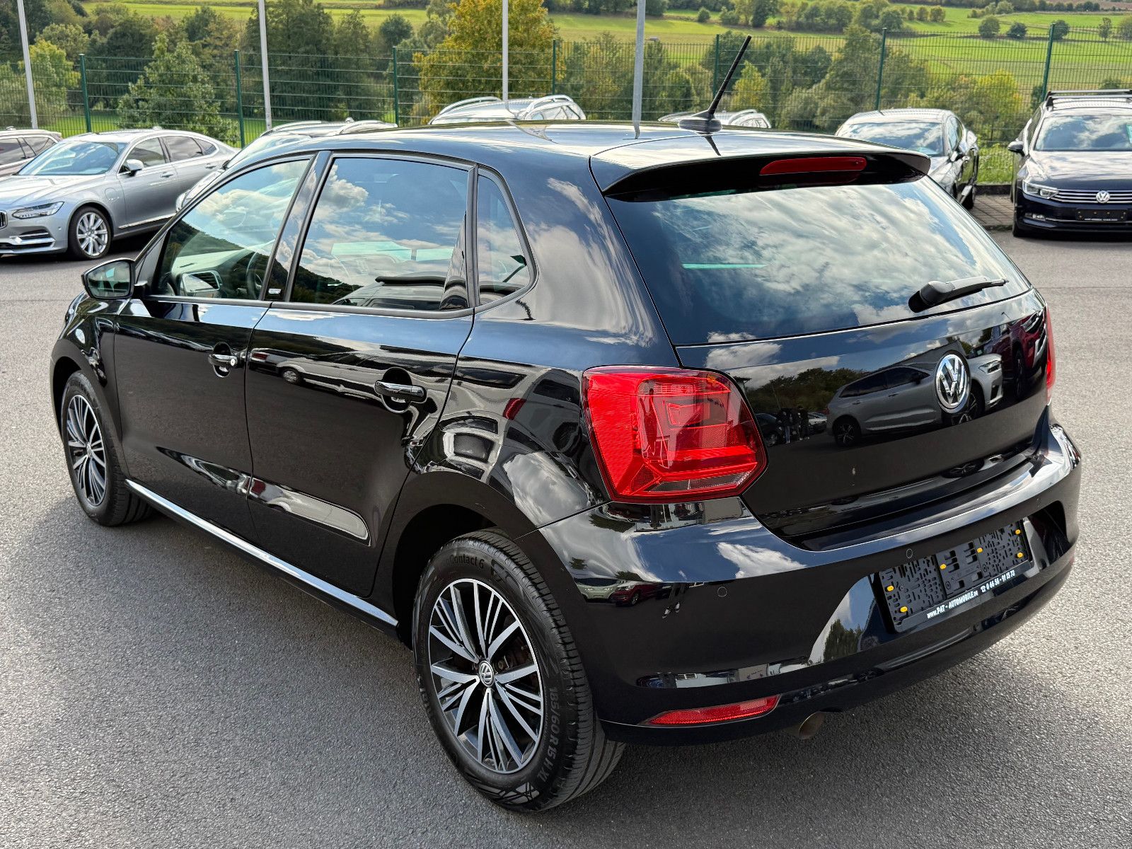 Fahrzeugabbildung Volkswagen Polo V Allstar 1.4 TDI Start-Stopp GRA Navi SHZ