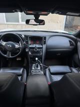 Infiniti QX70 30d S Design S Design - Infiniti aus 2015
