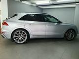 Audi Q8 55TFSI competition plus S line/S-Sitze/Standh - Audi Q8: Competition Plus