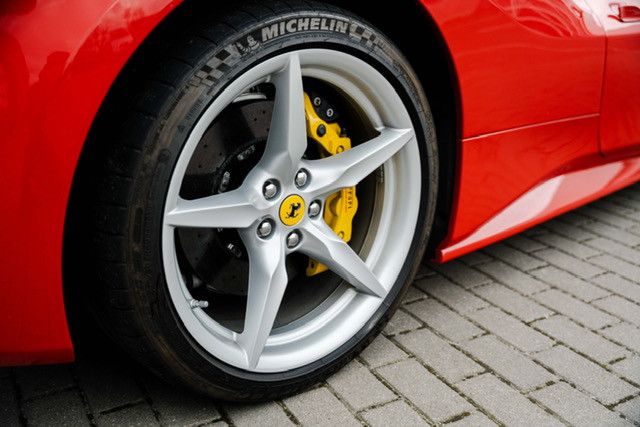 Fahrzeugabbildung Ferrari 488 Spider*Lift*PDC*RFK*Mwst*1.Hand