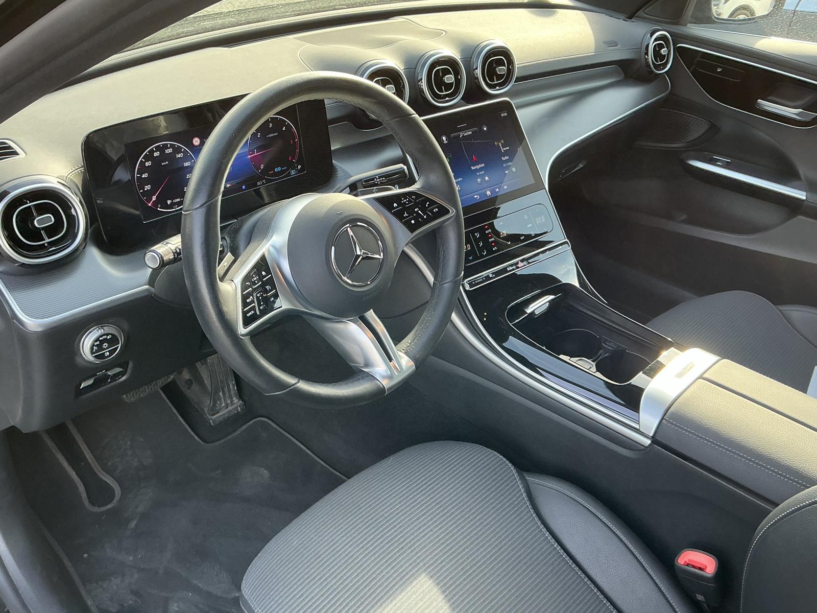 Mercedes-Benz C 220 T d Avantgarde R.Cam Navi Tempomat LED AHK