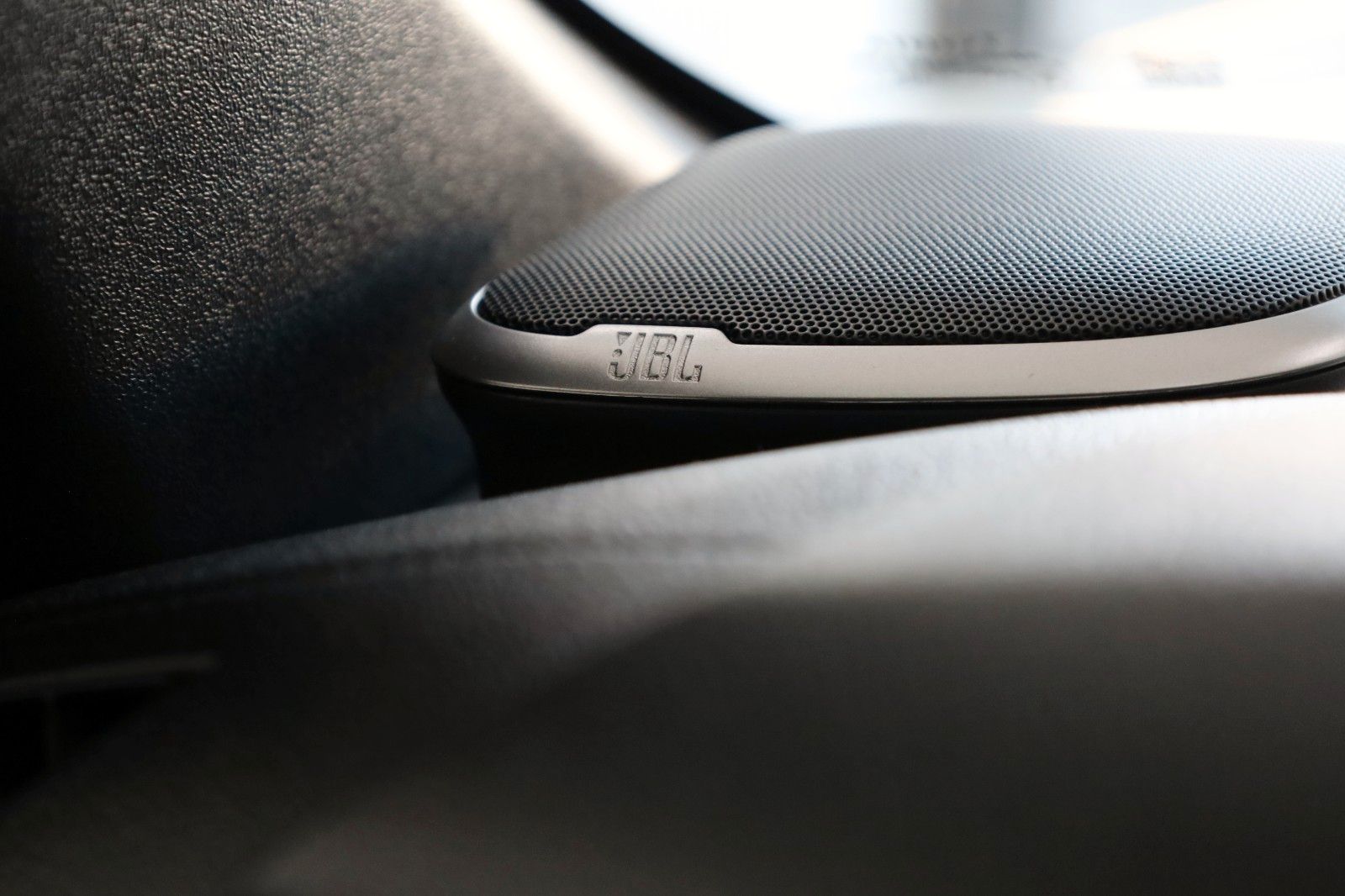 Fahrzeugabbildung Toyota Hilux 2.8 D-4D 4x4 Invincible Sport,ACC,360°,AHK