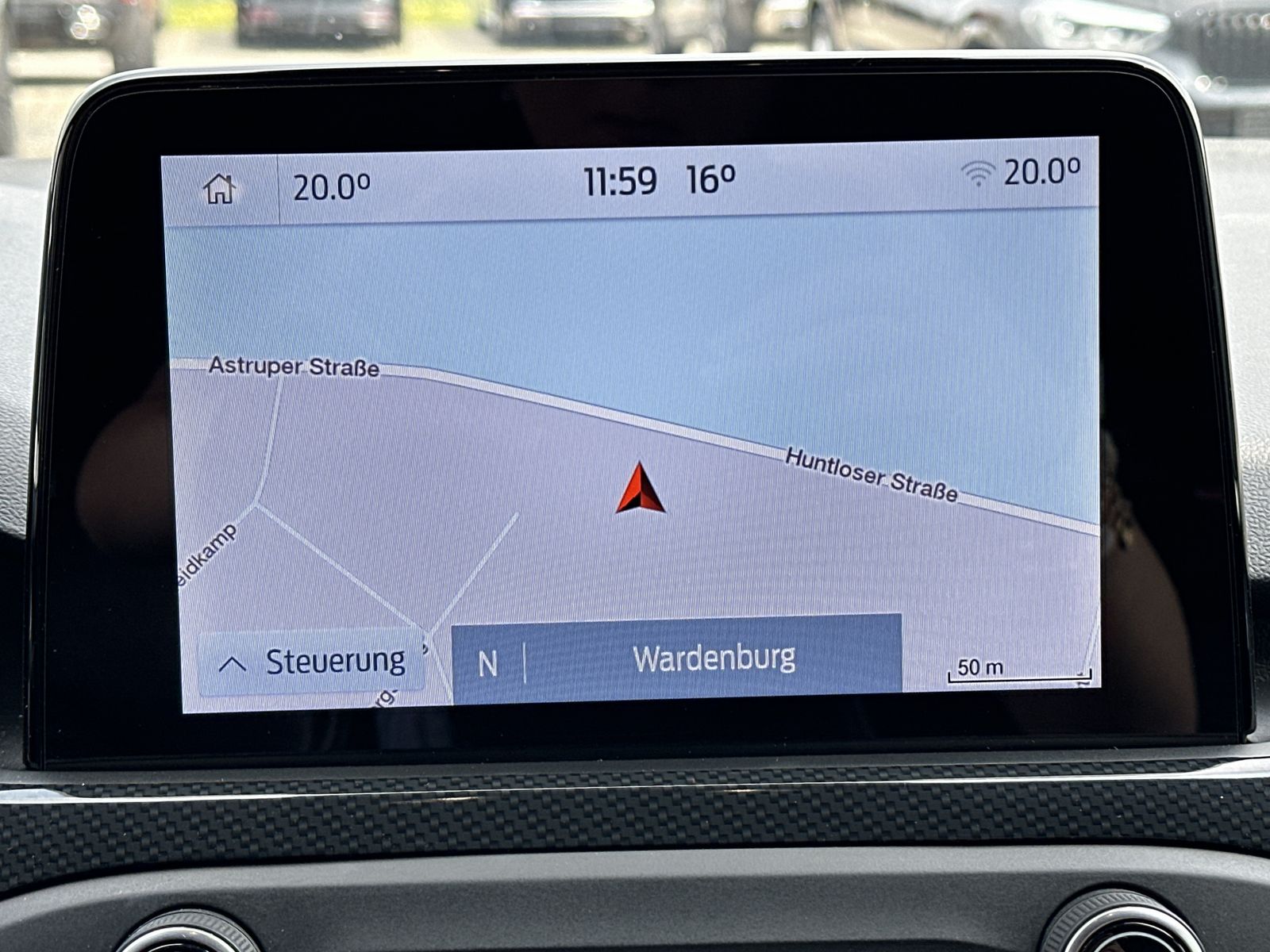 Fahrzeugabbildung Ford Focus Turnier 2.0 EB ST NAV+LED+ACC+AHK+KAM+19ZO