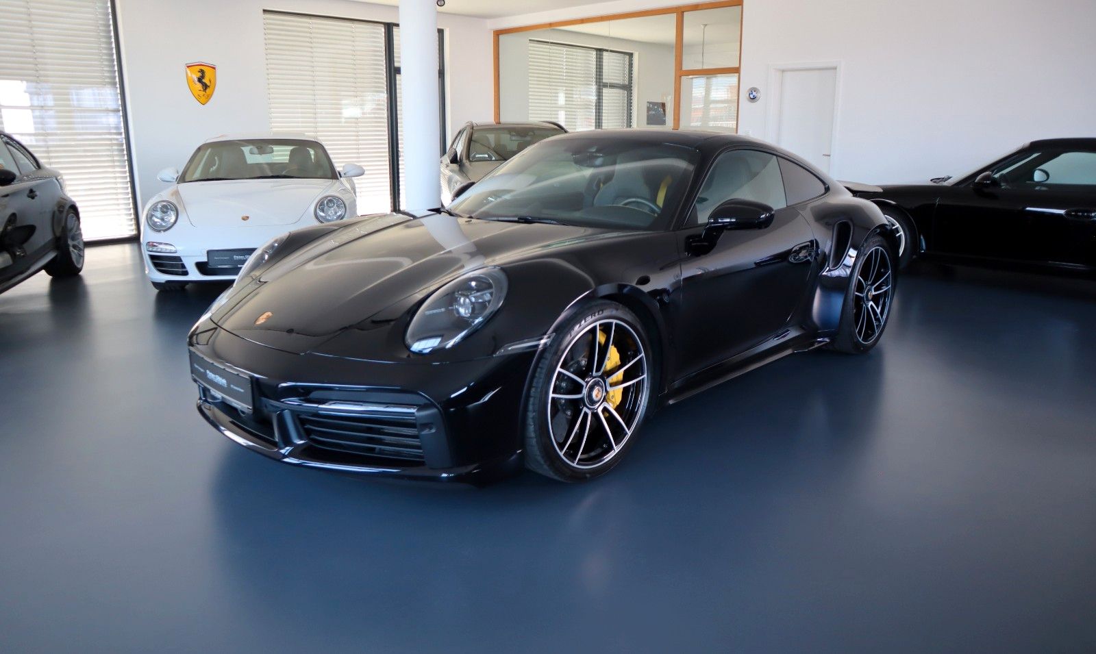 PORSCHE 992 Turbo S / InnoDrive / Lift / Approved / NEU
