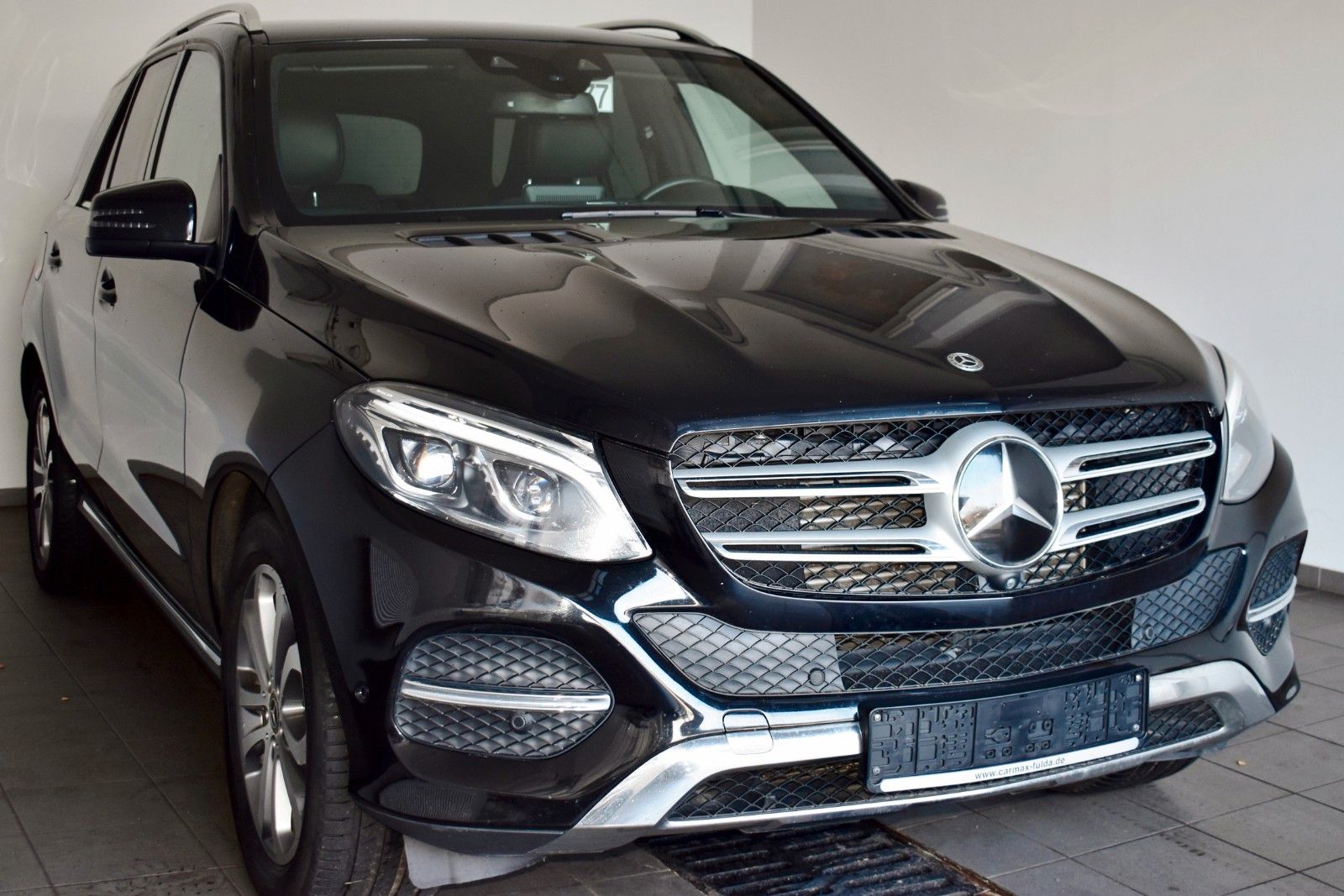 Fahrzeugabbildung Mercedes-Benz GLE 350d 4M Leder,Navi,LED,Standhz,SH,H&K,360°