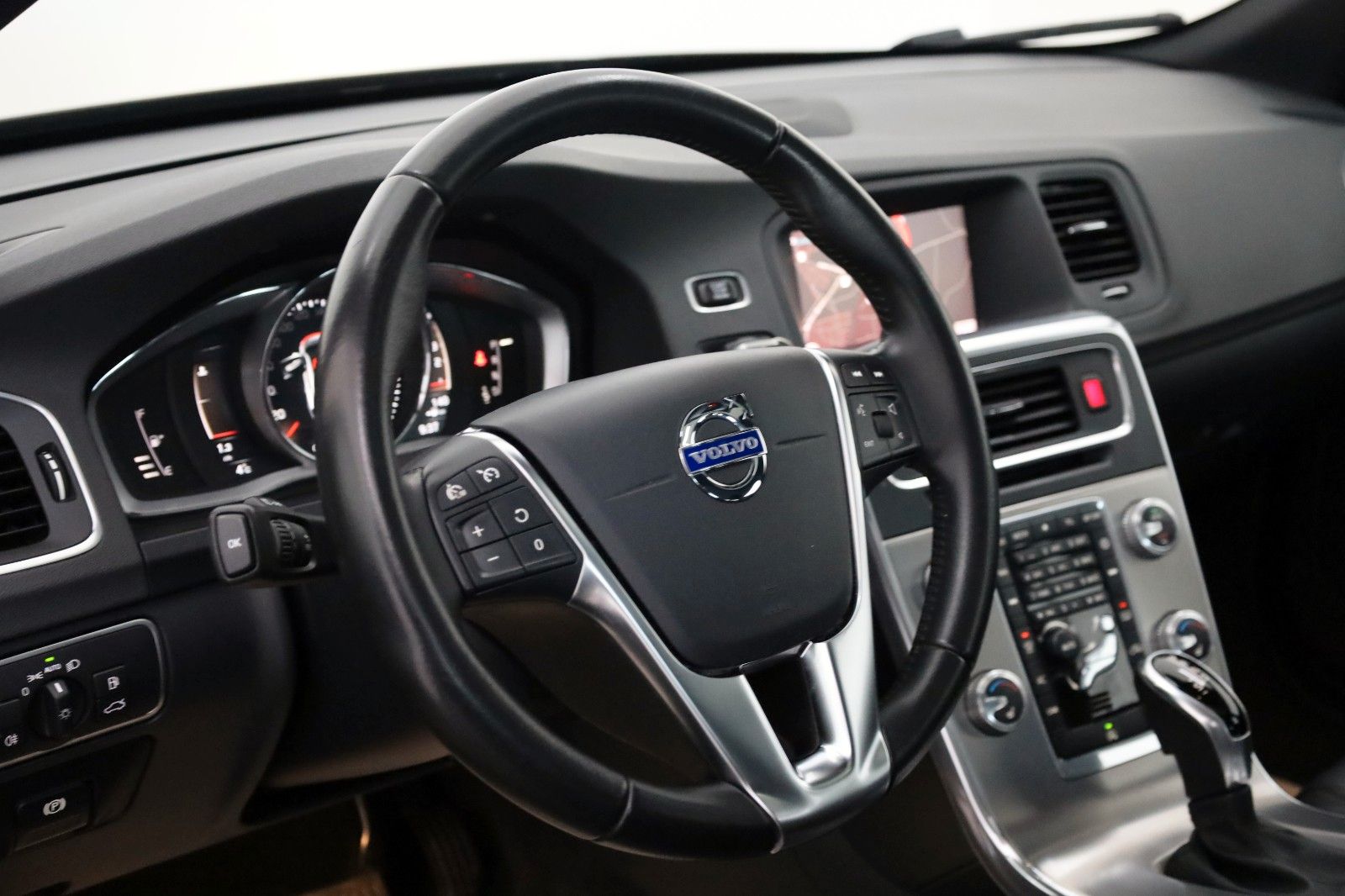 Fahrzeugabbildung Volvo V60 Cross Country Pro Leder,Navi,Xenon,SD,SH,Cam