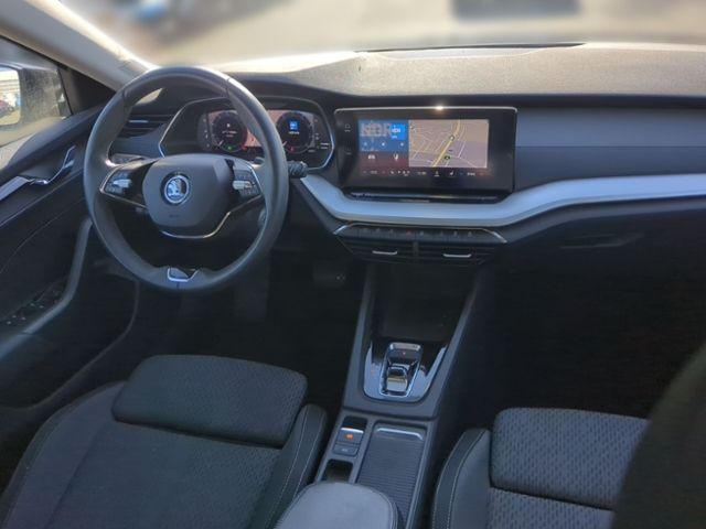 Fahrzeugabbildung SKODA Octavia Combi 2.0 TDI DSG Clever NAV AHK STANDHZ