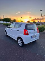 Suzuki Alto Tüv Neu - Klimaanlage - 1 Vorhalter - Suzuki Alto aus 2011
