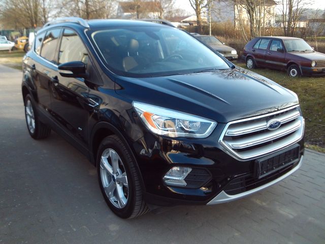 Ford Kuga Titanium 2.Hd - Allrad - Navi