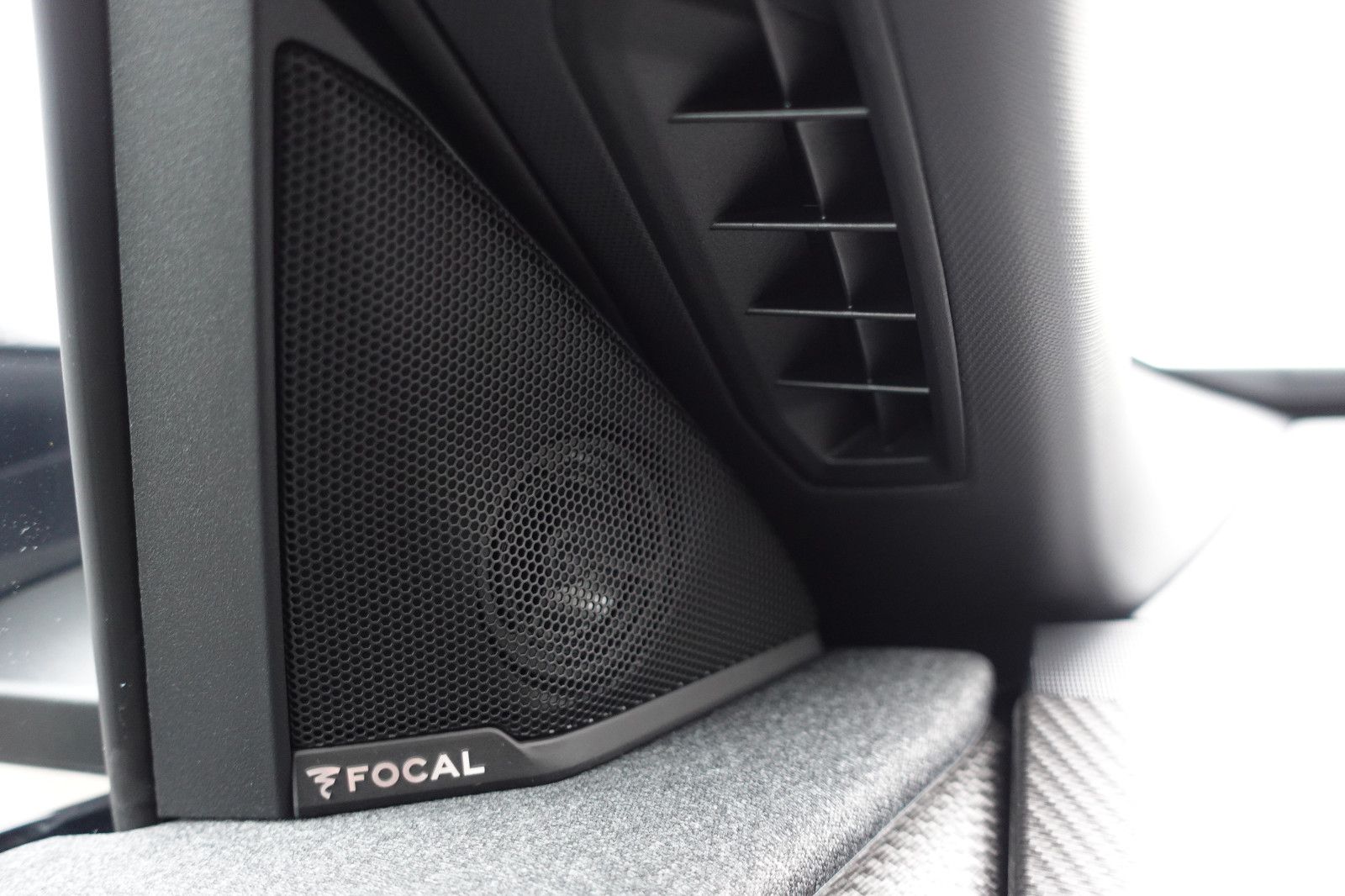 Fahrzeugabbildung Opel Grandland GS, Head Up, LED, PP, Navi, RFK