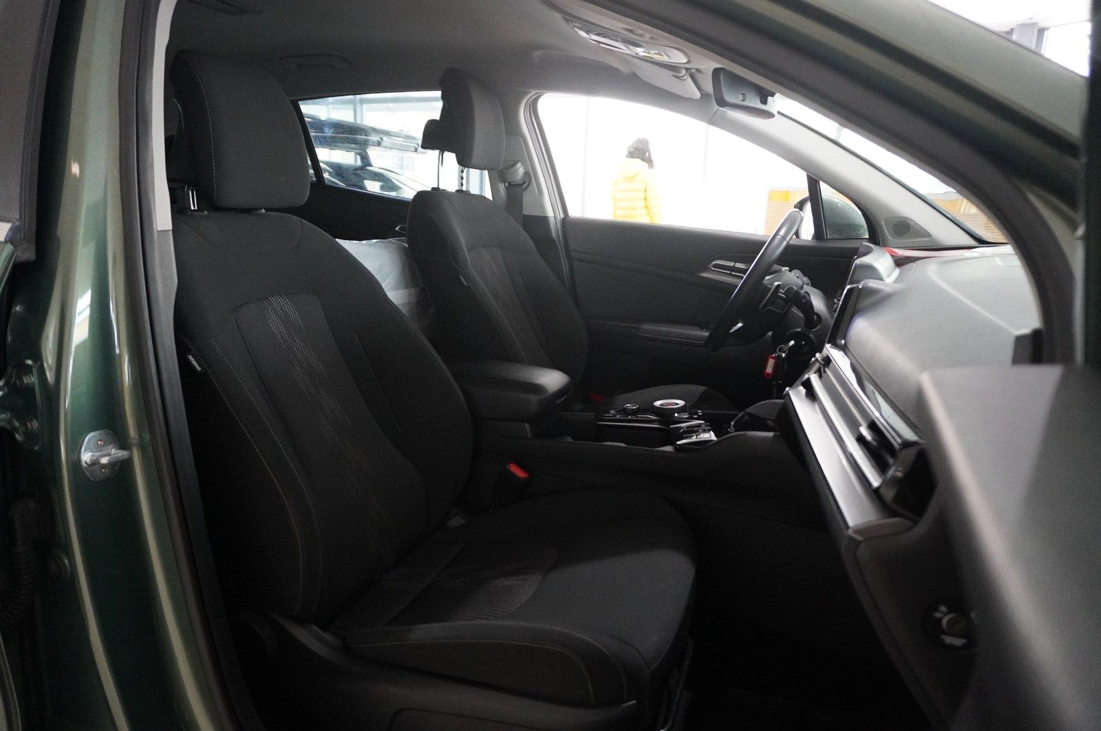 Fahrzeugabbildung Kia Sportage 1.6 HYBRID AWD NAVI/LED/KAMERA/SPORT/SH