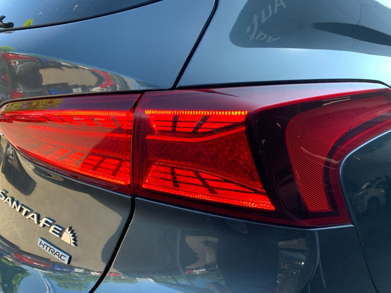 Fahrzeugabbildung Hyundai SANTA FE 2.2 CRDi DPF Premium 4WD AHK Panorama