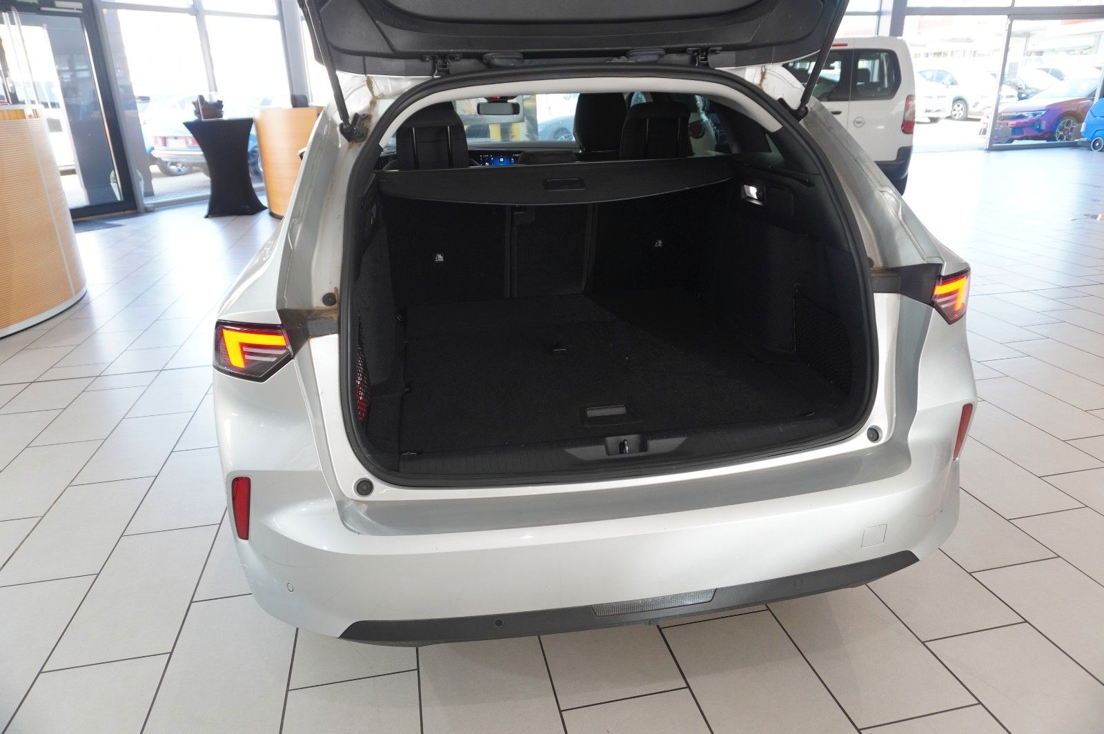 Fahrzeugabbildung Opel Astra L ST 1.2T ENJOY NAVI/LED/KAMERA/VIRT/DAB+