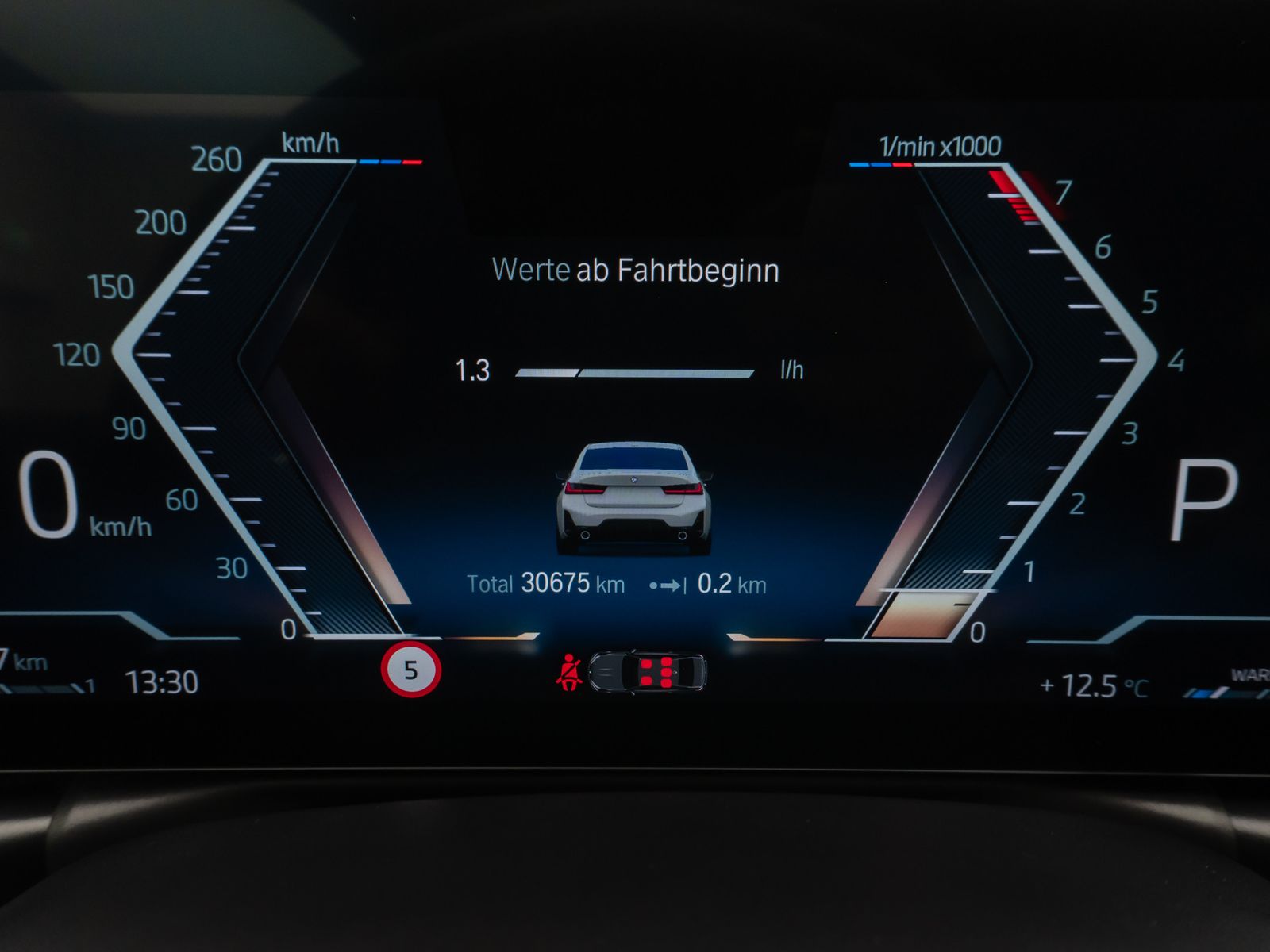 Fahrzeugabbildung BMW 320i M Sport Pro 360°HUD DAB H/K Standhzg LED
