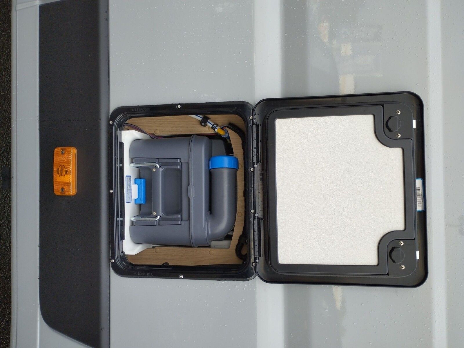 Fahrzeugabbildung Sunlight Adventure Cliff 640 Automatik, Dörr Edition, LTE