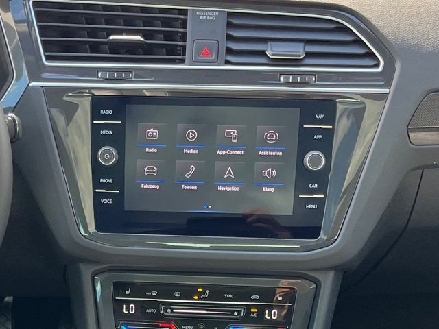 Tiguan 2.0 TDI DSG 4M ELEGANCE LED+PANO+KAMERA+A
