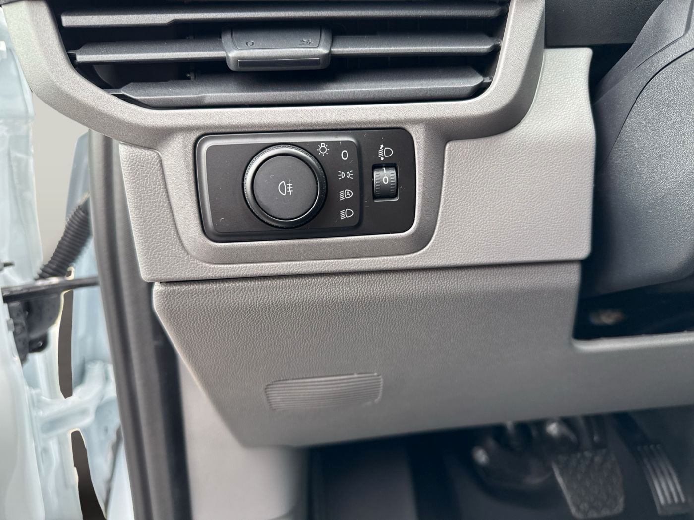 Volkswagen T7 Transporter - Bild 19