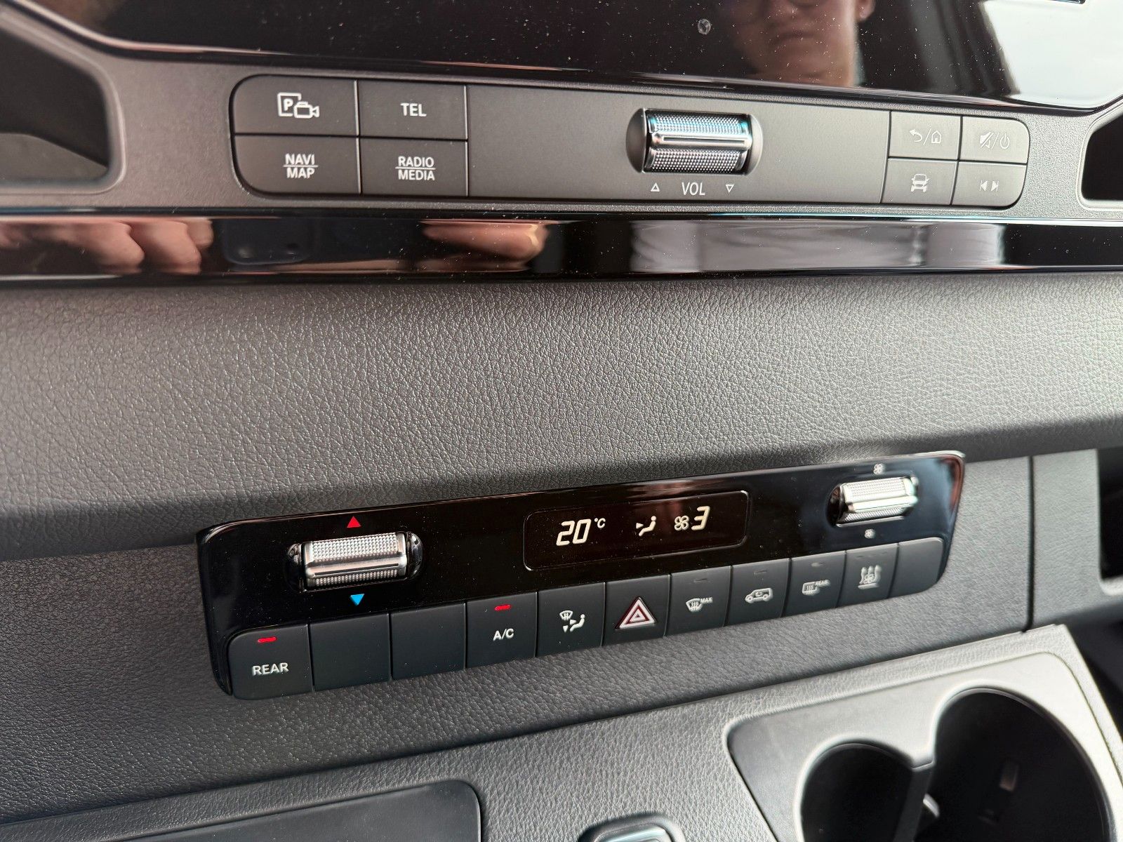 Fahrzeugabbildung Mercedes-Benz Sprinter 317 CDI 9G SELECT Stdh Dachklima LED