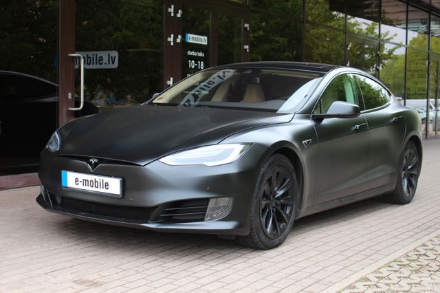 Tesla Model S S70