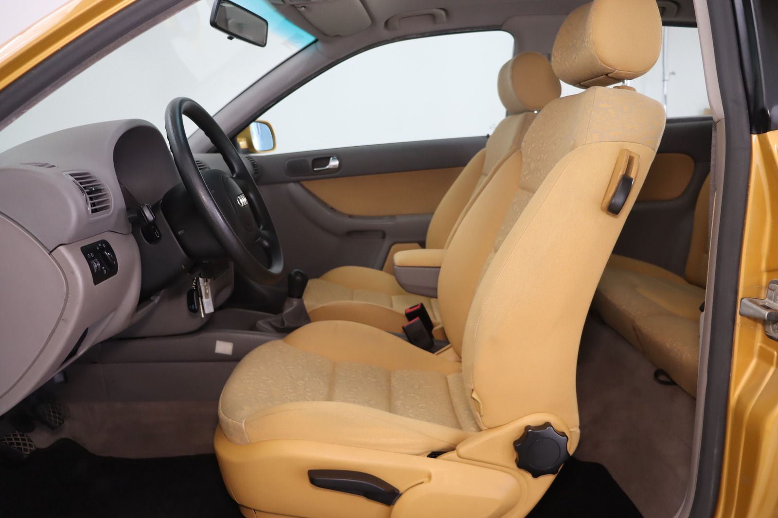 Fahrzeugabbildung Audi A3 1.8 * 1.Hand * Standhzg. * HU/AU neu