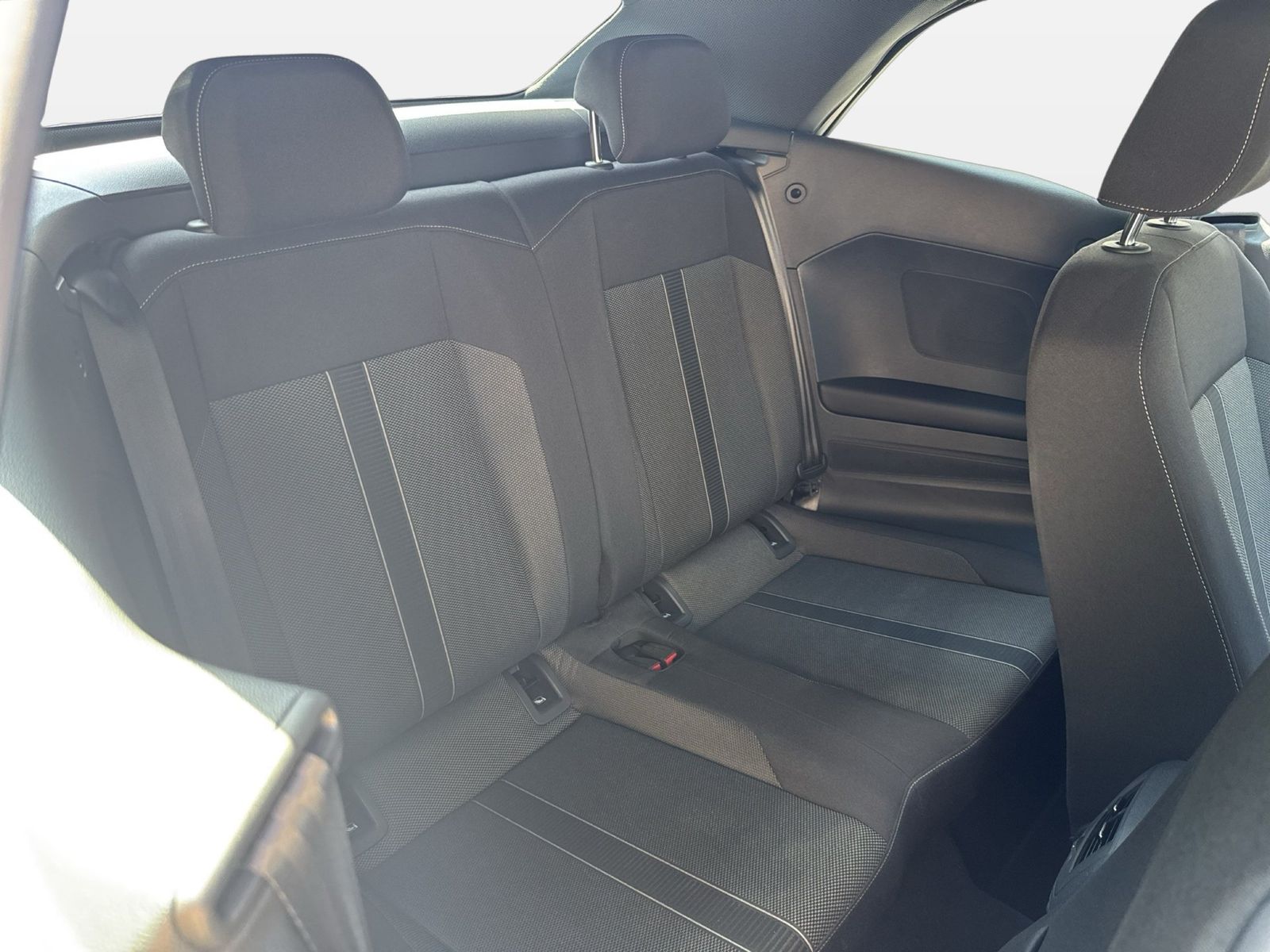 Volkswagen T-Roc - Bild 12