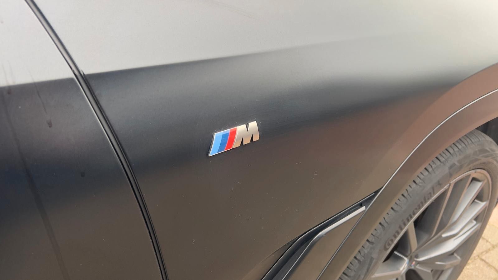 Fahrzeugabbildung BMW X6 M550 i*Laser*STHZ*AHK*HU*B&W*VOLL*Mietkauf