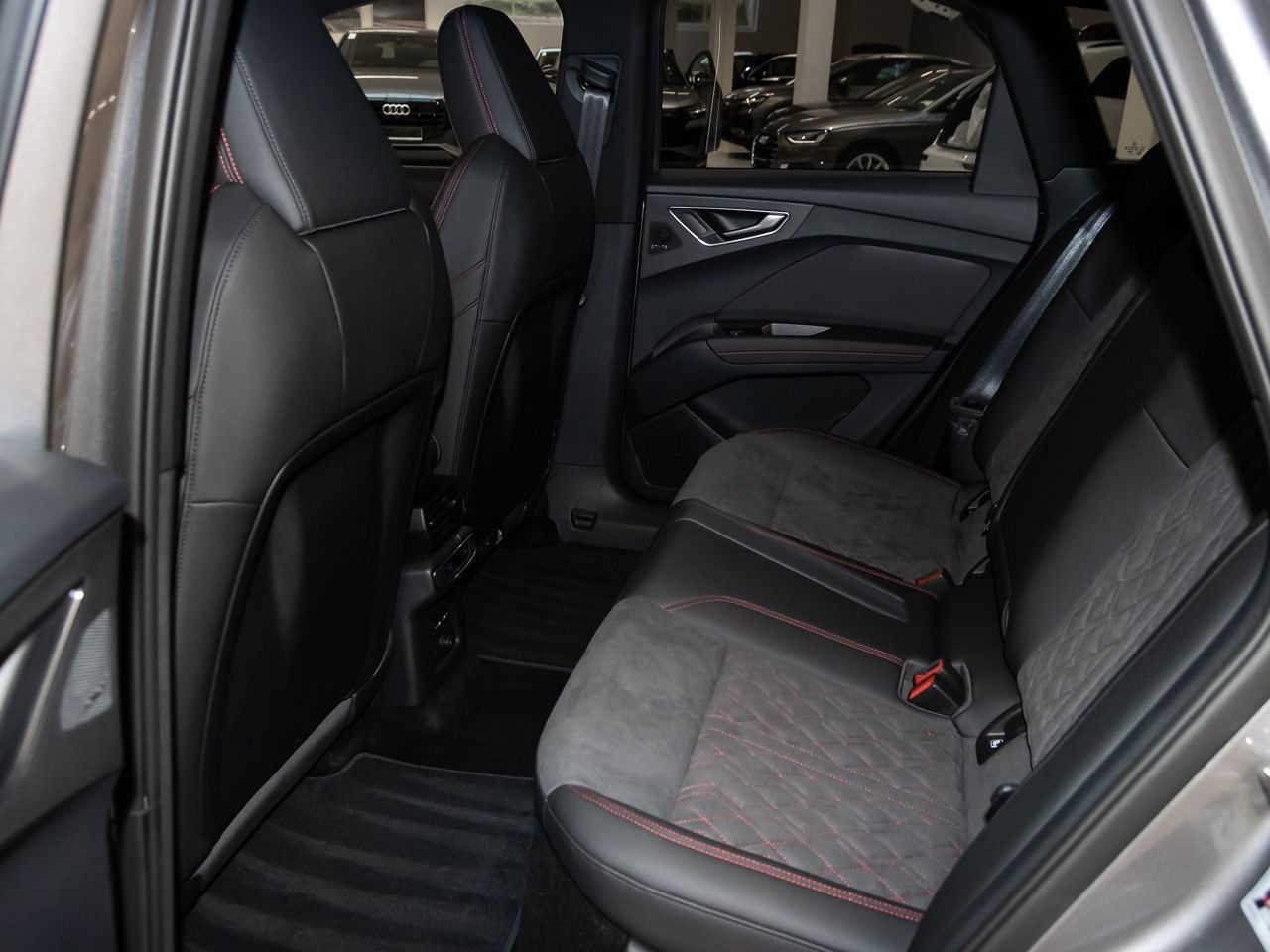 Audi Q4 e-tron - Bild 14