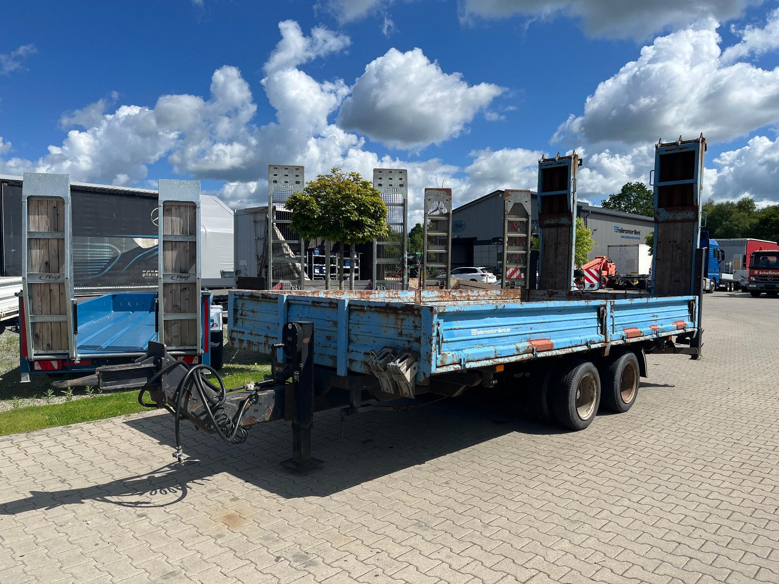 Blomenröhr Tandem Anhänger Kipper Rampen