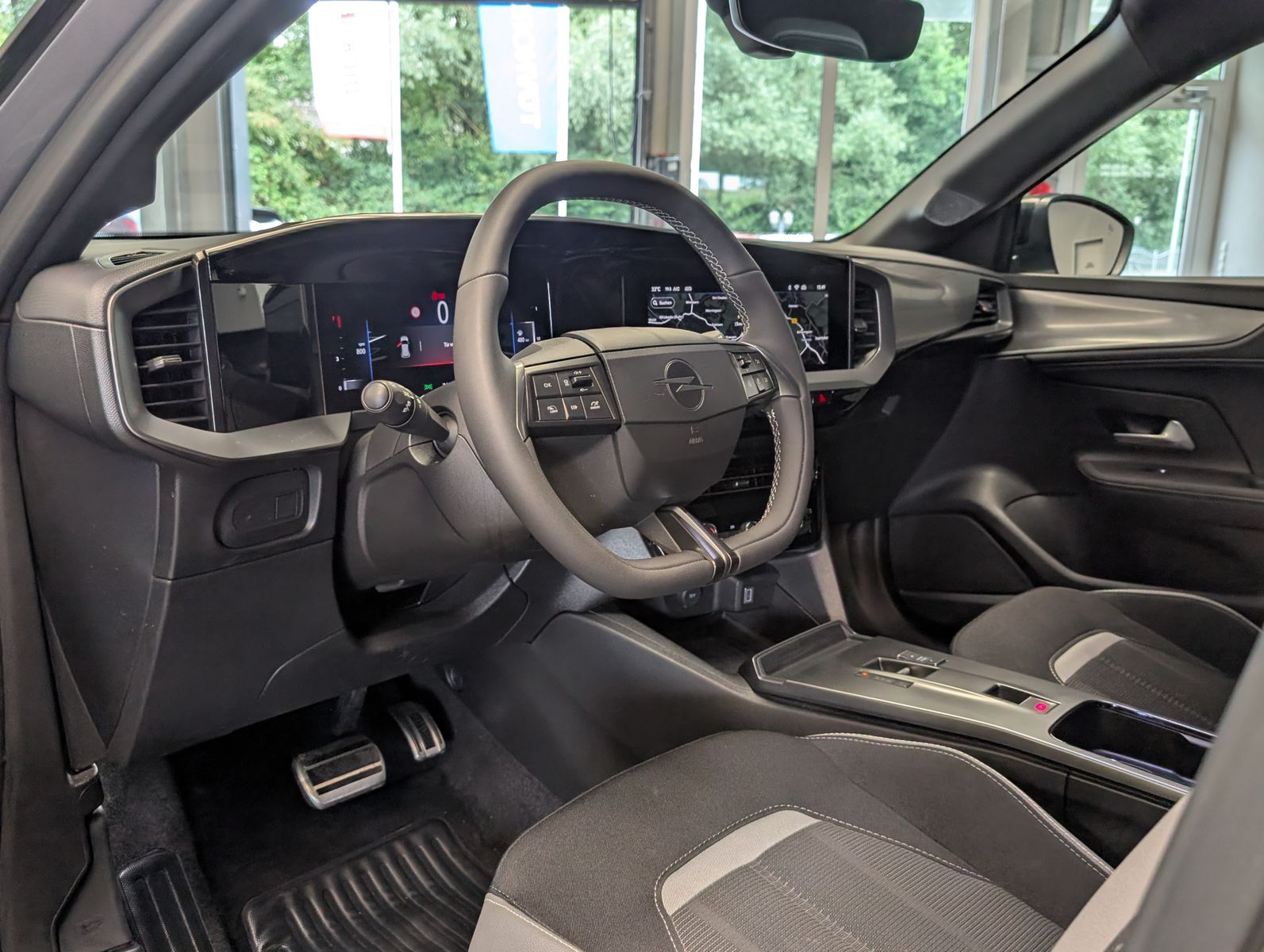 Fahrzeugabbildung Opel Mokka GS BLACK INTEL LUX TECH KAM SHZ BHL VIRTUA