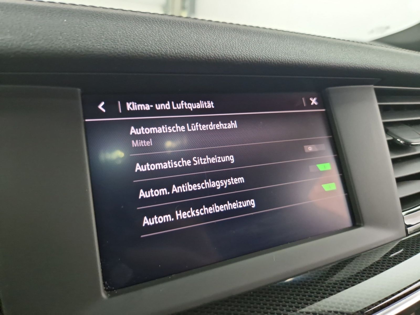 OPEL Insignia  ST 2.0 CDTi Elegance Automatik SHZ LED – Bild 23