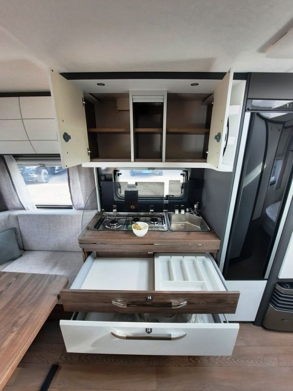 Fahrzeug Übersicht 17 Fahrzeugabbildung Hobby Excellent Edition 540 UFf Verfüg. / Sparen Sie 5